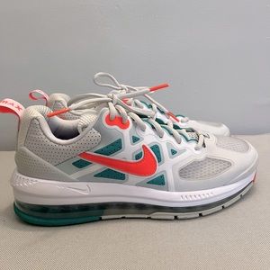 Women’s Nike Air Max Genome